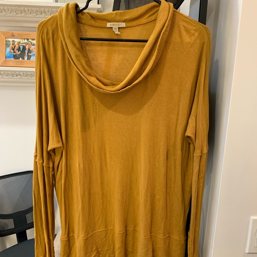 Slouchy Turtle neck like long sleeve